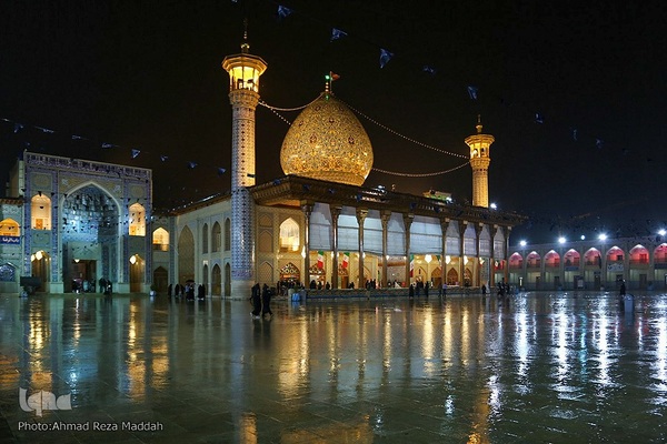 بارش اولین باران پاییزی در آستان حضرت شاهچراغ(ع)