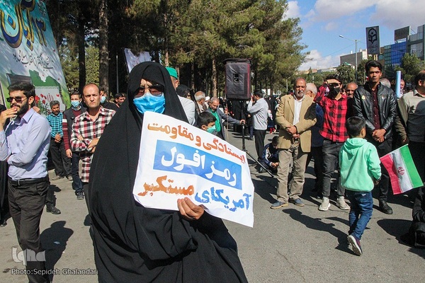 روز مبارزه با استکبار جهانی در بیرجند