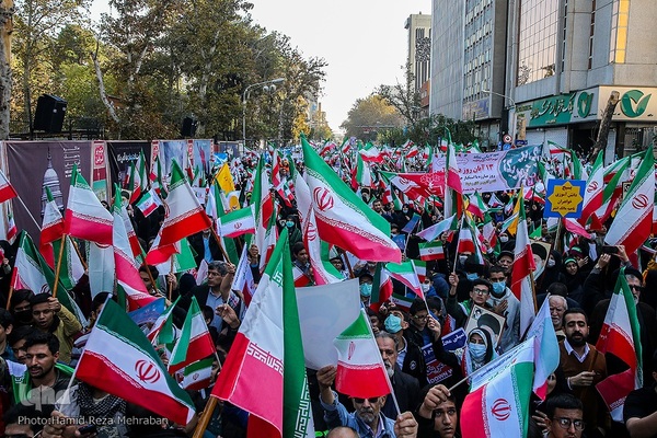 یوم‌الله ۱۳ آبان در تهران