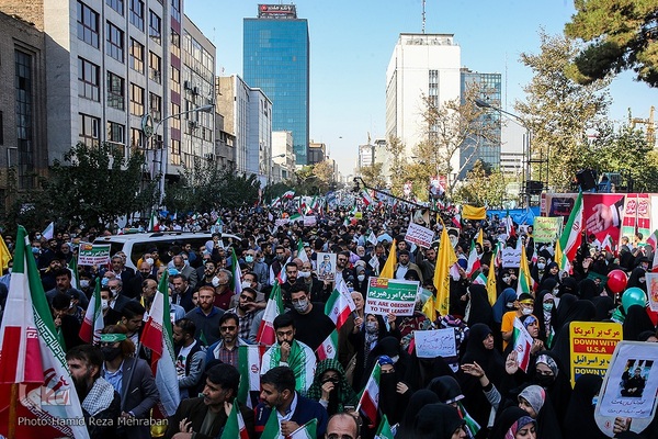 یوم‌الله ۱۳ آبان در تهران