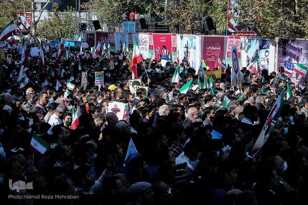 یوم‌الله ۱۳ آبان در تهران