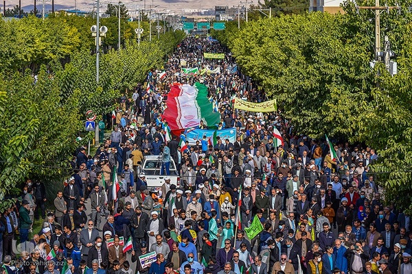 روز مبارزه با استکبار جهانی در بجنورد