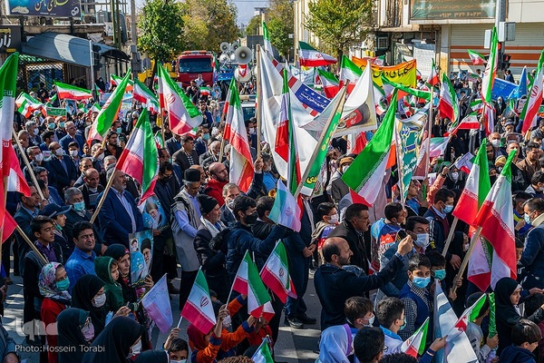 روز مبارزه با استکبار جهانی در شهرکرد