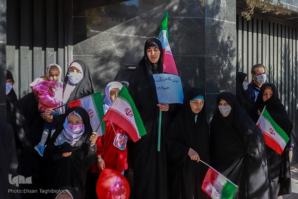 یوم‌الله ۱۳ آبان در زنجان