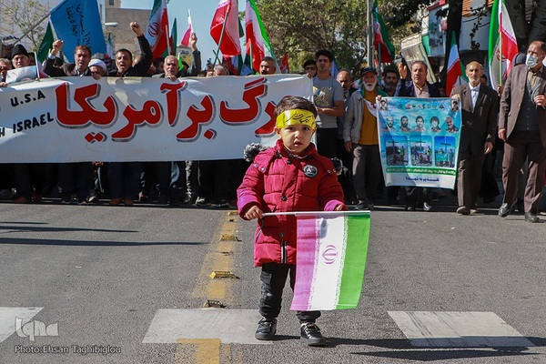 یوم‌الله ۱۳ آبان در زنجان