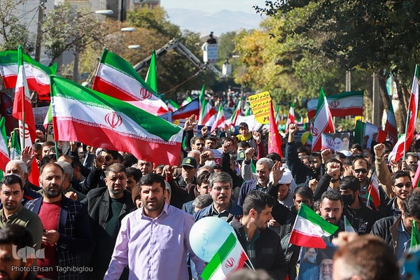 یوم‌الله ۱۳ آبان در زنجان