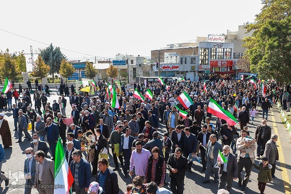 یوم‌الله ۱۳ آبان در زنجان