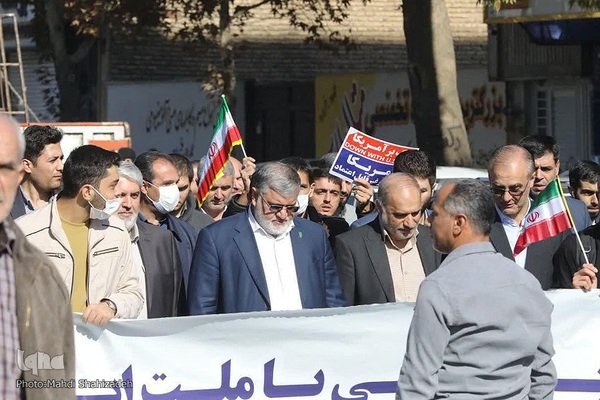 روز مبارزه با استکبار جهانی در ارومیه