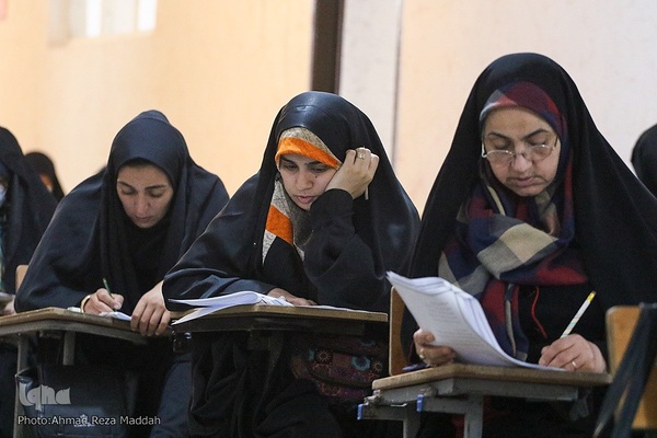 مسابقات قرآن خانواده‌های شاهد و ایثارگر فارس