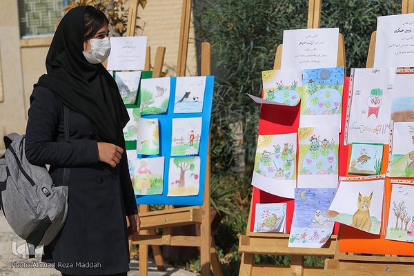 آیین تجلیل از دانش آموزان شاعر، نویسنده و تصویرگر کتاب استان فارس