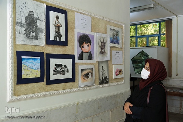 آیین تجلیل از دانش آموزان شاعر، نویسنده و تصویرگر کتاب استان فارس