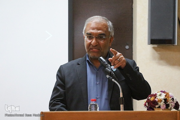 آیین تجلیل از دانش آموزان شاعر، نویسنده و تصویرگر کتاب استان فارس