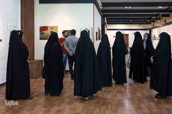 نمایشگاه ماه تمام