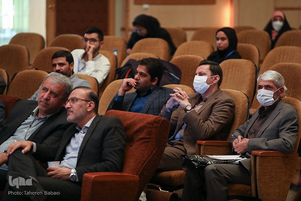 آیین پایانی ششمین دوره مسابقات ملی کتاب و پایان نامه سه دقیقه‌ای