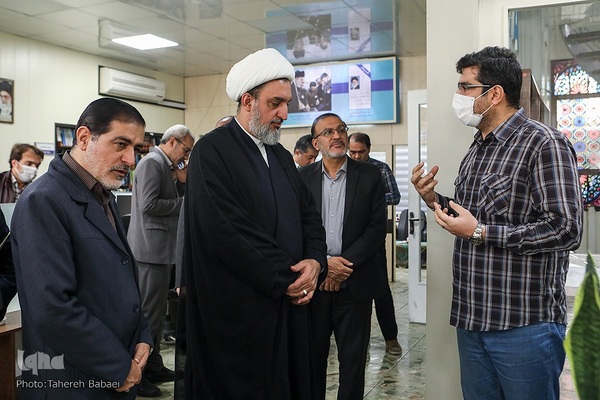 بازدید حجت‌الاسلام والمسلمین حاج ابوالقاسم دولابی از ایکنا 