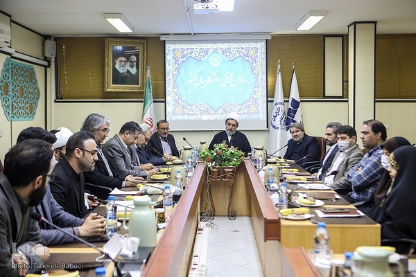 نشست پیشکسوتان قرآنی و فرهنگی کشور در ایکنا