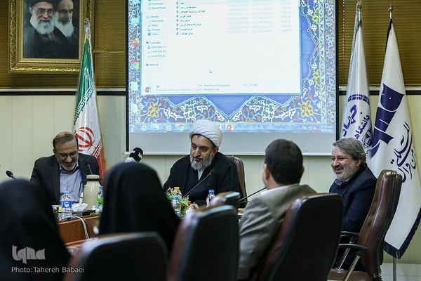 نشست پیشکسوتان قرآنی و فرهنگی کشور در ایکنا