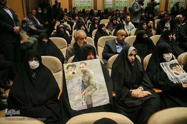 گرامیداشت شهدای امنیت فراجا در قم
