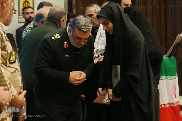 گرامیداشت شهدای امنیت فراجا در قم
