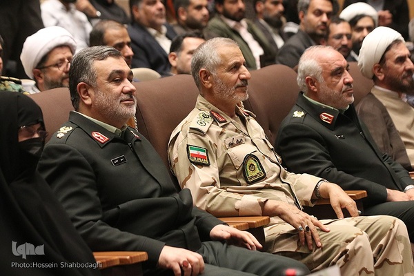 گرامیداشت شهدای امنیت فراجا در قم
