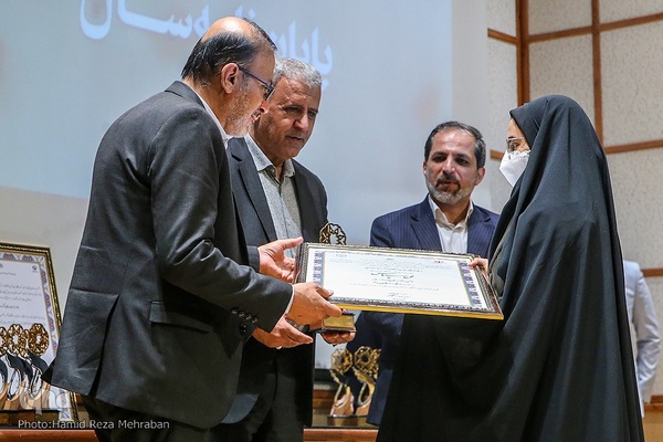 اختتامیه بیست و نهمین کتاب سال و بیستمین جشنواره پایان‌نامه سال دانشجویی