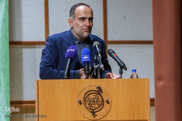 اختتامیه بیست و نهمین کتاب سال و بیستمین جشنواره پایان‌نامه سال دانشجویی