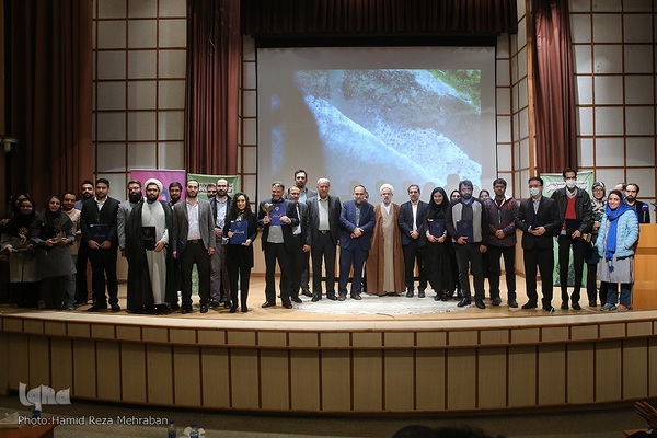 اختتامیه بیست و نهمین کتاب سال و بیستمین جشنواره پایان‌نامه سال دانشجویی