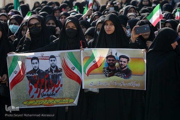 تشییع شهدای مدافع امنیت در دانشگاه فردوسی مشهد