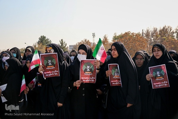 تشییع شهدای مدافع امنیت در دانشگاه فردوسی مشهد