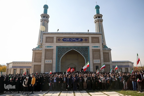 تشییع شهدای مدافع امنیت در دانشگاه فردوسی مشهد