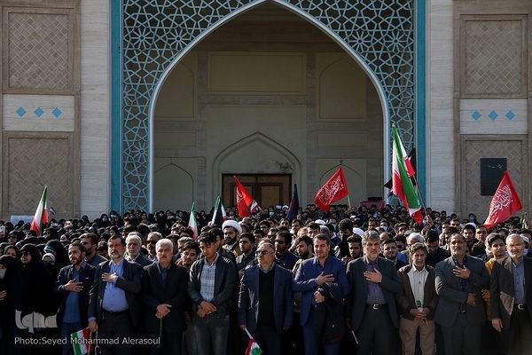 تشییع شهدای مدافع امنیت در دانشگاه فردوسی مشهد