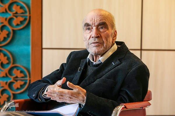 رضا داوری اردکانی فیلسوف و متفکر ایرانی