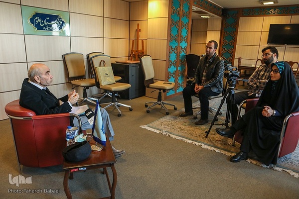 رضا داوری اردکانی فیلسوف و متفکر ایرانی