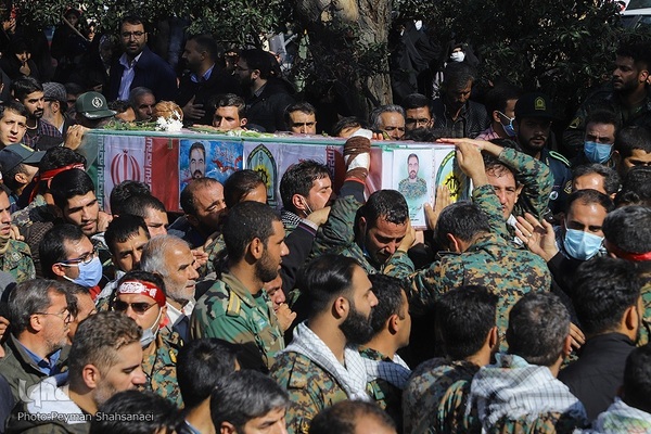 تشییع شهدای حادثه ترویستی اصفهان