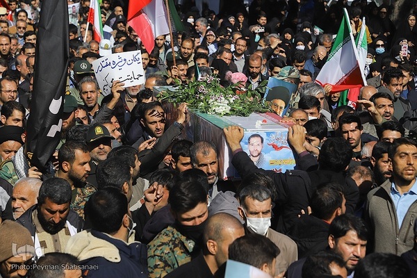 تشییع شهدای حادثه ترویستی اصفهان