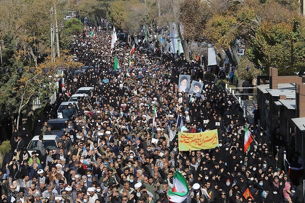 تشییع شهدای حادثه ترویستی اصفهان