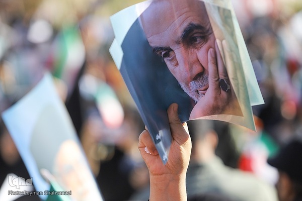 تشییع شهدای حادثه ترویستی اصفهان