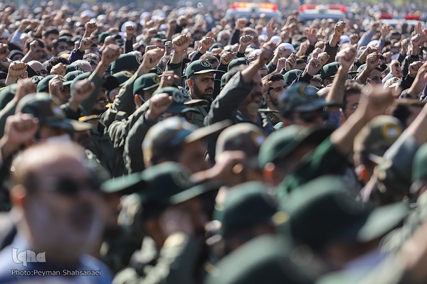 تشییع شهدای حادثه ترویستی اصفهان