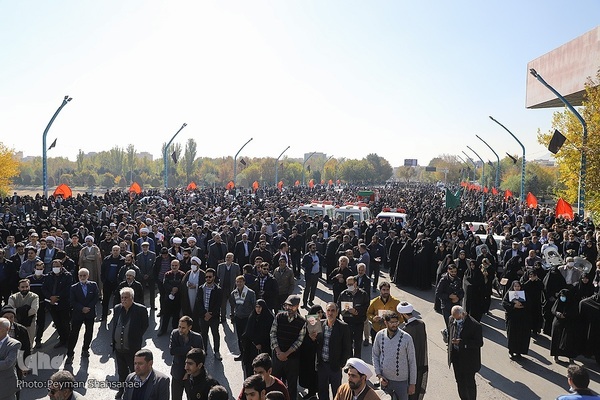 تشییع شهدای حادثه ترویستی اصفهان