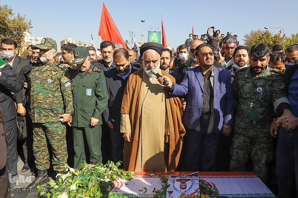 تشییع شهدای حادثه ترویستی اصفهان