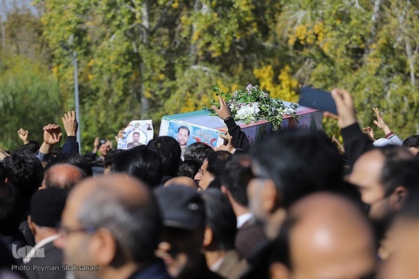 تشییع شهدای حادثه ترویستی اصفهان