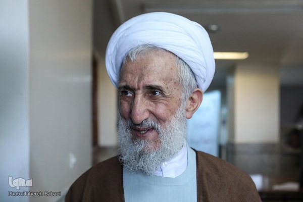 همایش یکصدمین سال تألیف کتاب وزین مفاتیح الجنان