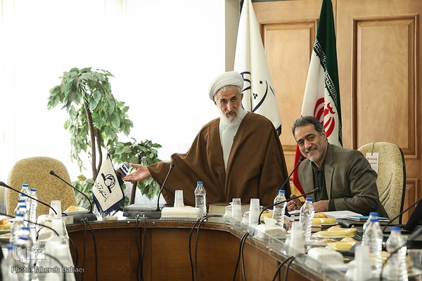 همایش یکصدمین سال تألیف کتاب وزین مفاتیح الجنان