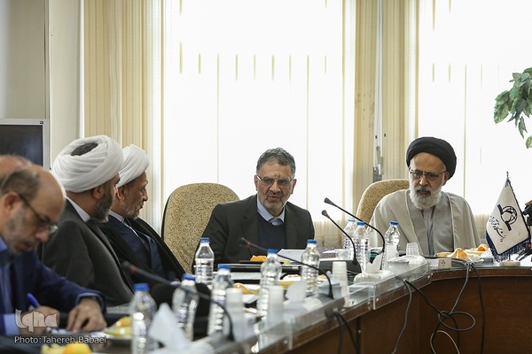 همایش یکصدمین سال تألیف کتاب وزین مفاتیح الجنان