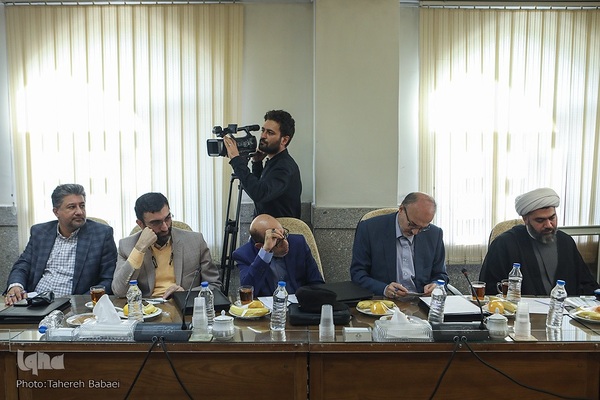 همایش یکصدمین سال تألیف کتاب وزین مفاتیح الجنان