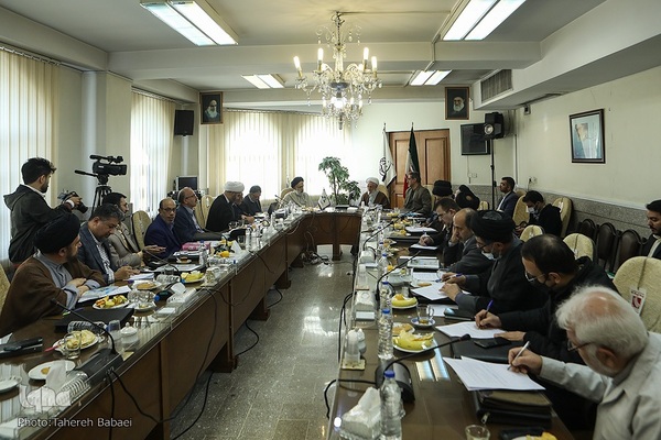 همایش یکصدمین سال تألیف کتاب وزین مفاتیح الجنان