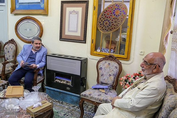 دیدار مدیرعامل قرآنی ایکنا با استاد «محمد نعمتی» کاتب قرآن