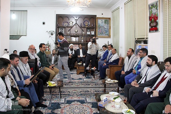 رونمایی از کتاب چشم و چراغ در یزد‎‎