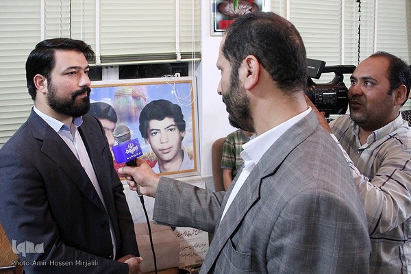 رونمایی از کتاب چشم و چراغ در یزد‎‎