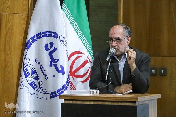 اختتامیه جشنواره ملی دانشجویی «شعر باران» در شیراز